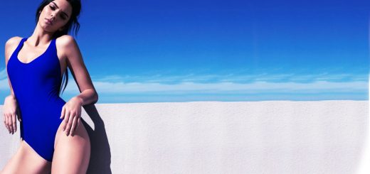 тонкая талия в закрытом купальнике