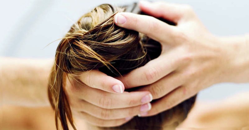 жирные волосы