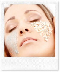 Химический пилинг или механический скраб