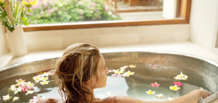 Релакс ванна с цветами