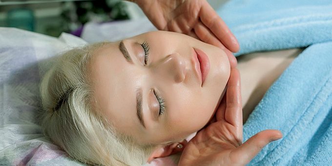 Лимфодренажный массаж лица