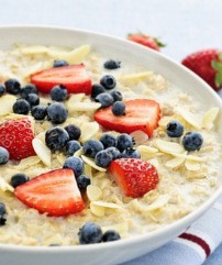 овсянка с ягодами