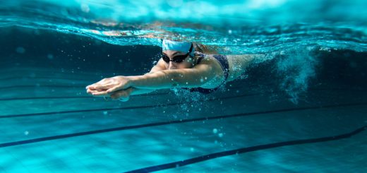 Вода бассейна и кожа