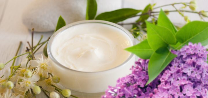 Домашний уход за кожей лица