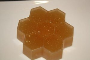 Мыло с медом и овсянкой