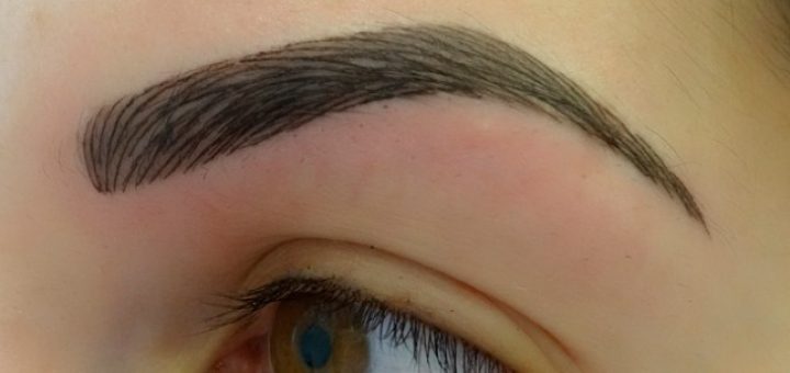 Припухлость век после микроблейдинга