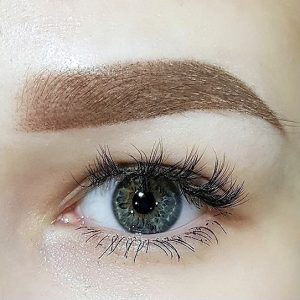 пудровое напыление бровей