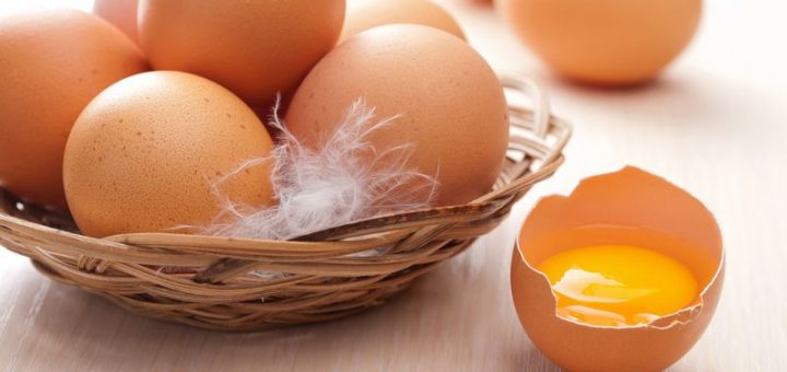 Куриные яйца