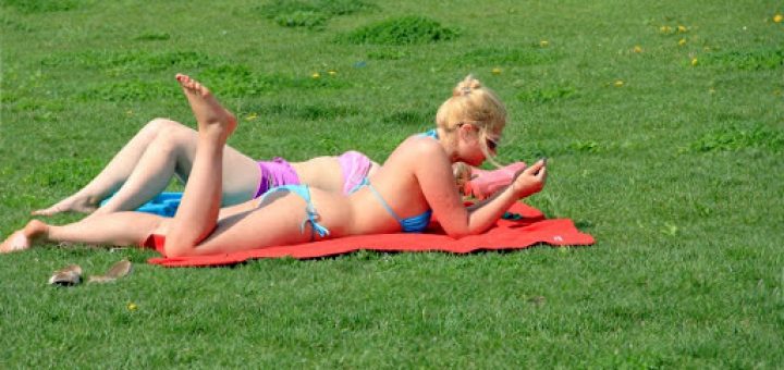 Загар на даче